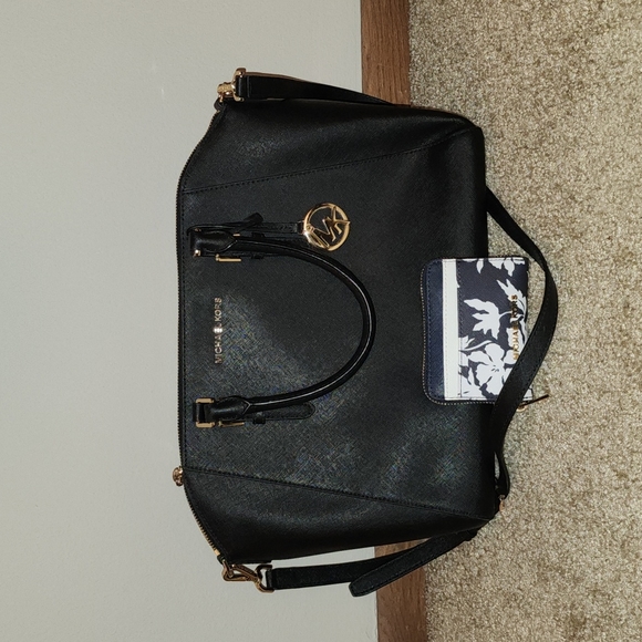 MICHAEL Michael Kors Handbags - Michael Kors Black Bag with Navy Floral Coin Purse